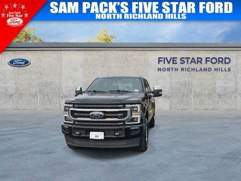 Used 2021 Ford F250 Platinum w/ FX4 Off-Road Package AWD/4WD image 3
