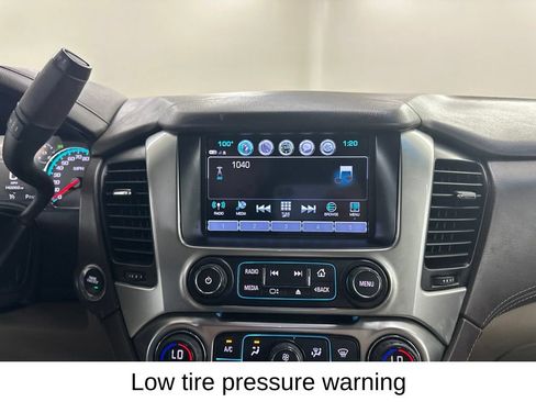 Used 2020 Chevrolet Suburban Premier AWD/4WD image 47