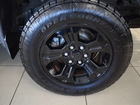 Used 2017 GMC Sierra 1500 SLT w/ All Terrain X Package image 11