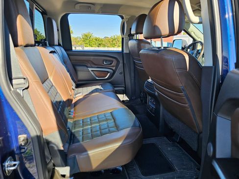 Used 2018 Nissan Titan Platinum Reserve w/ Platinum Utility Package image 7