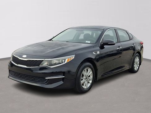 Used 2017 Kia Optima LX image 3