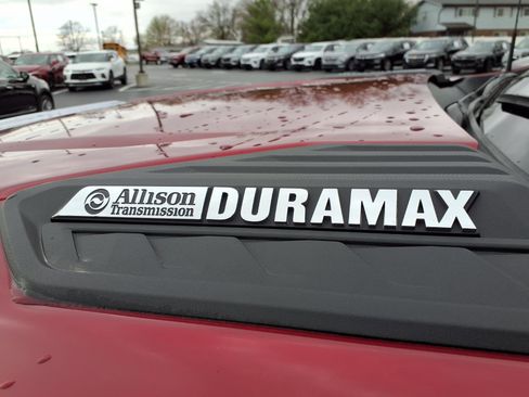 Used 2025 Chevrolet Silverado 3500 LTZ w/ LTZ Plus Package image 2