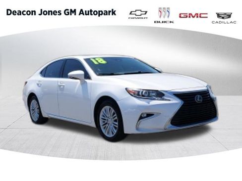 Used 2018 Lexus ES 350 w/ Accessory Package 2 FWD image 1
