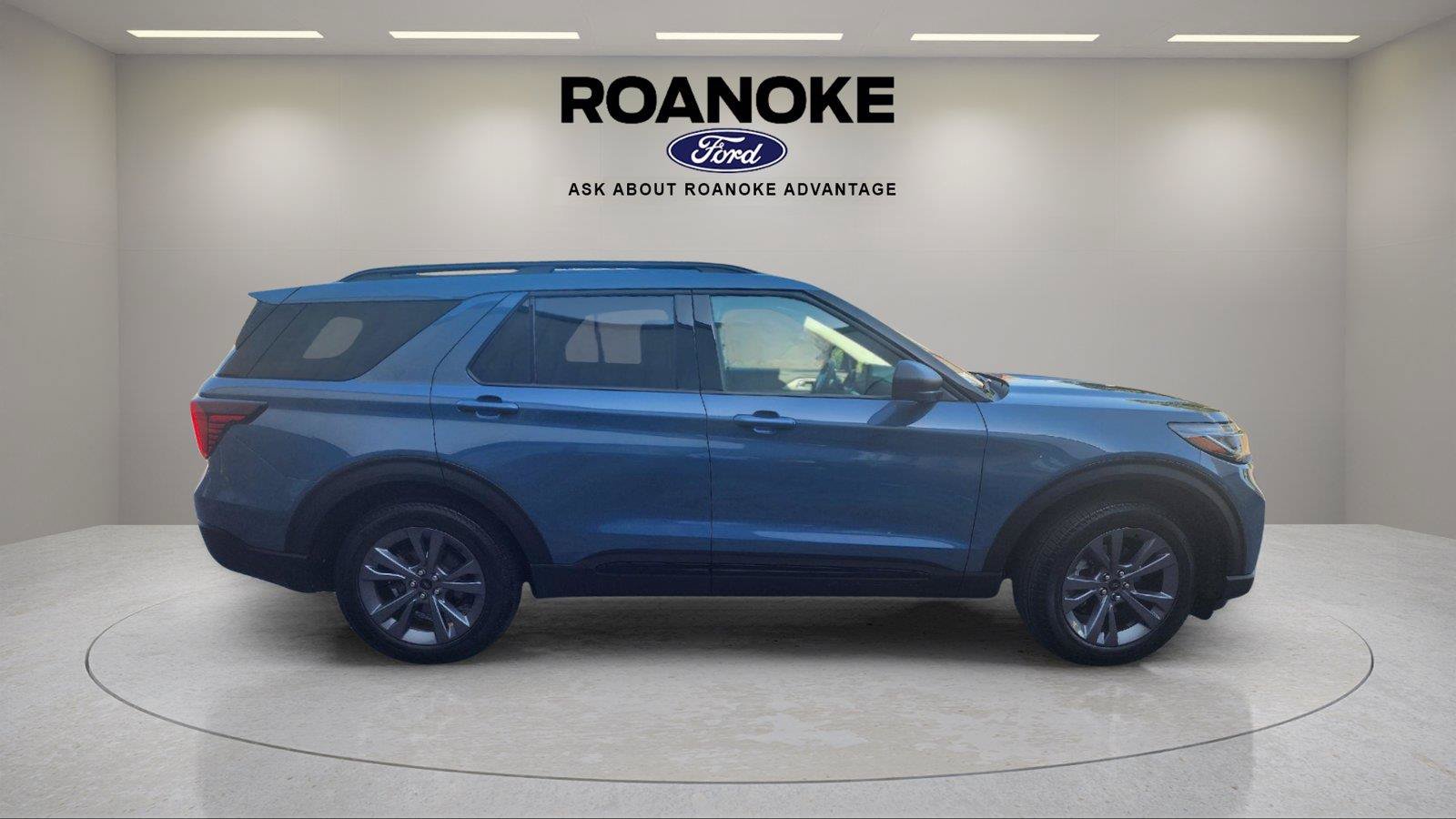 Used 2026 Ford Explorer Active w/ Active Comfort Package AWD/4WD image 8