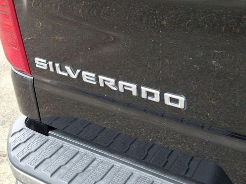 Certified 2025 Chevrolet Silverado 1500 LT image 24