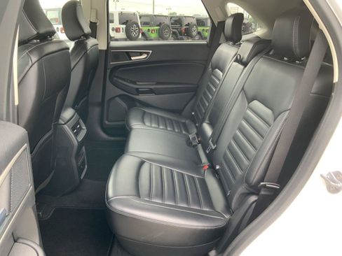 Used 2024 Ford Edge SEL AWD/4WD image 48