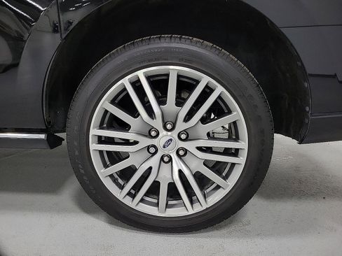 Used 2022 Ford Expedition Max Platinum AWD/4WD image 20