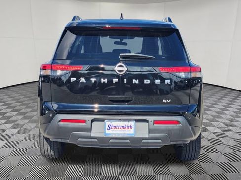 Used 2024 Nissan Pathfinder SV FWD image 7