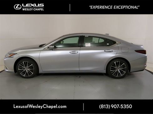 New 2025 Lexus ES 350 w/ Premium Package image 5