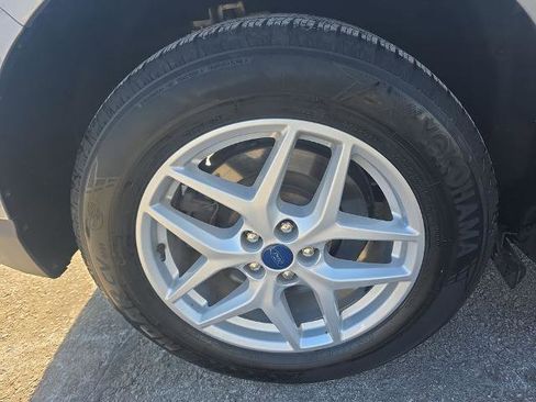 Certified 2021 Ford Edge SEL w/ Convenience Package image 11