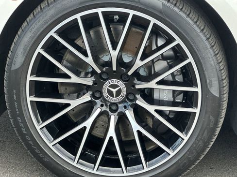 Certified 2022 Mercedes-Benz S 500 4MATIC image 33