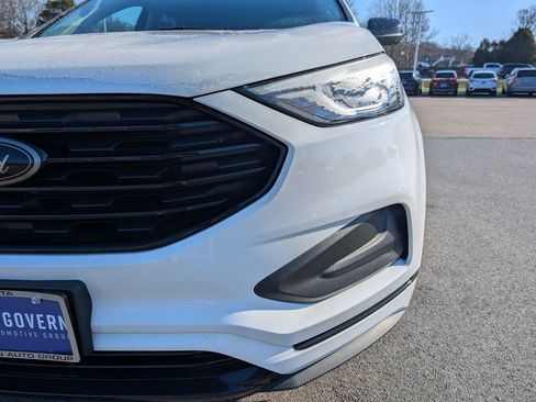 Used 2022 Ford Edge SE w/ Black Appearance Package image 11