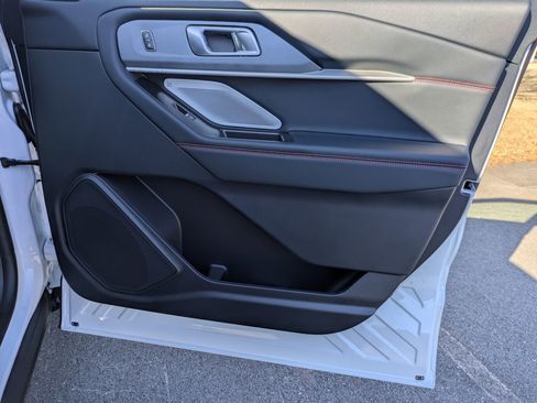 New 2026 Ford Explorer ST w/ Sun And Sound Package image 39