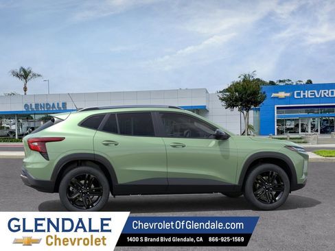New 2026 Chevrolet Trax ACTIV w/ Driver Confidence Package FWD image 5