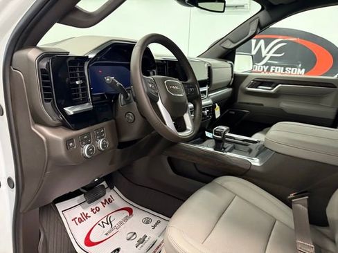 New 2026 GMC Sierra 1500 SLT w/ SLT Premium Plus Package image 11