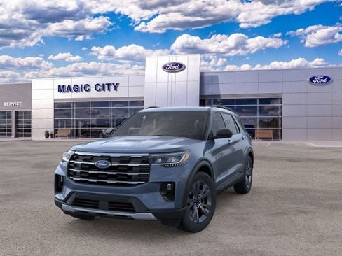 New 2026 Ford Explorer Active w/ Active Comfort Package AWD/4WD image 2