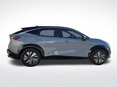 Used 2023 Nissan Ariya FWD image 6