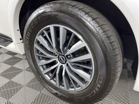 Used 2024 Nissan Armada SL w/ Captain's Chairs Package RWD image 15