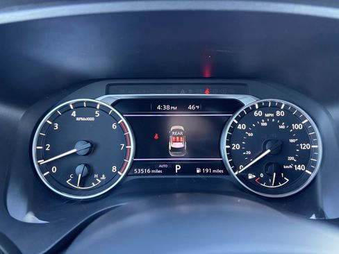 Used 2024 Nissan Rogue S image 17