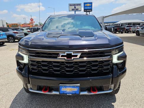 Used 2023 Chevrolet Silverado 1500 ZR2 w/ Technology Package AWD/4WD image 14