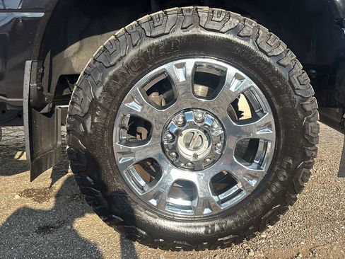 Used 2020 Ford F250 King Ranch w/ King Ranch Ultimate Package AWD/4WD image 2