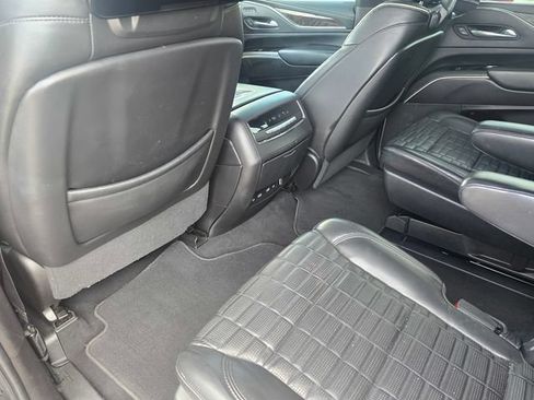 Used 2021 Cadillac Escalade ESV Sport Platinum RWD image 13