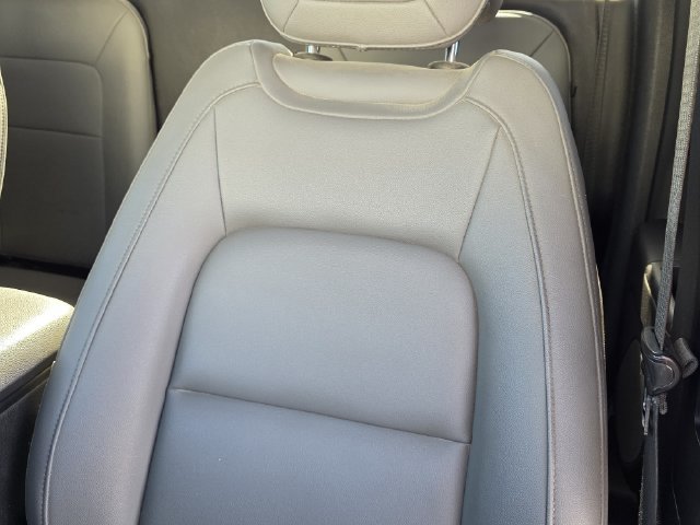 Used 2021 Chevrolet Colorado W/T RWD image 13