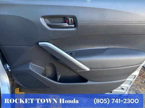 Used 2025 Toyota Corolla Cross AWD Hybrid image 12