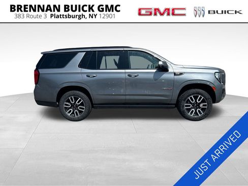 Used 2021 GMC Yukon AT4 w/ AT4 Premium Plus Package AWD/4WD image 5