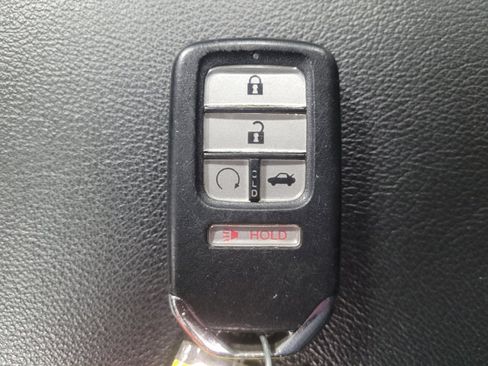 Used 2019 Honda Accord EX-L image 32