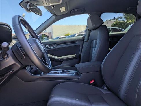 Used 2025 Honda Civic Sport image 22