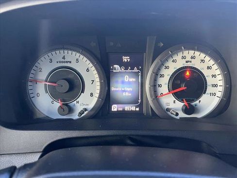 Used 2017 Toyota Sienna SE image 15