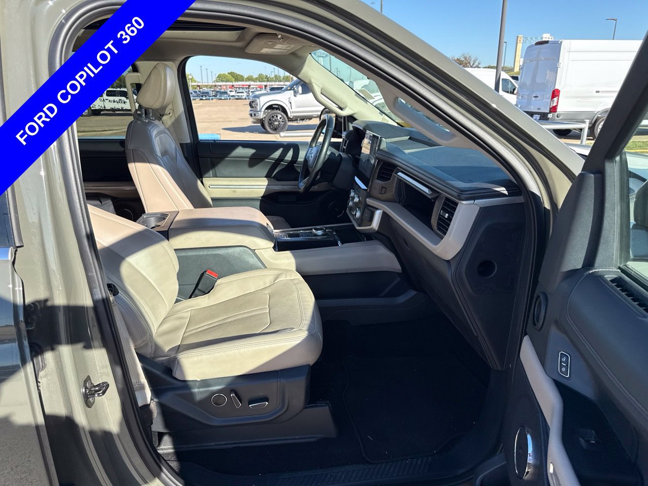 Used 2024 Ford Expedition Max Limited RWD image 15