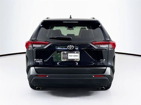 Used 2025 Toyota RAV4 XLE Premium AWD/4WD image 11