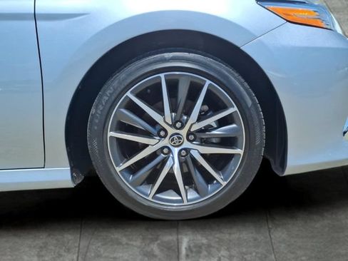 Used 2023 Toyota Camry XLE FWD image 9