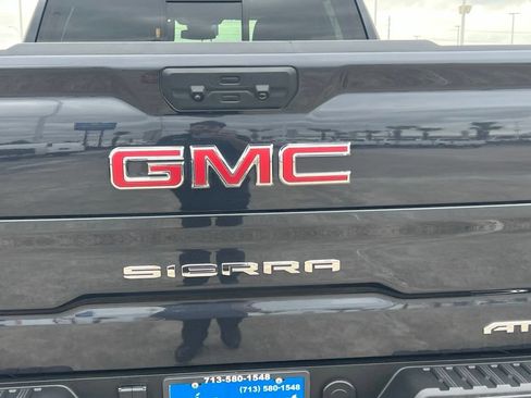 Used 2024 GMC Sierra 1500 AT4 w/ AT4 Preferred Package AWD/4WD image 11