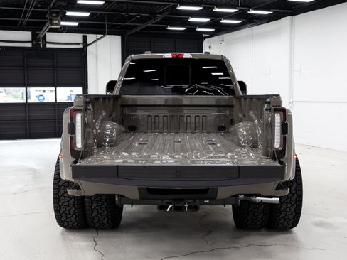 Used 2026 Ford F450 King Ranch w/ Chrome Package AWD/4WD image 14