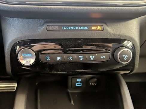 Certified 2023 Ford Escape ST-Line Elite image 17