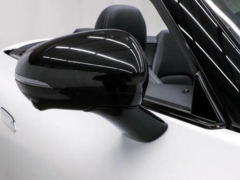 Used 2022 Mercedes-Benz SL 63 AMG 4MATIC image 50