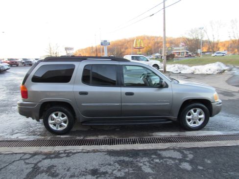 Used 2006 GMC Envoy XL SLE image 5