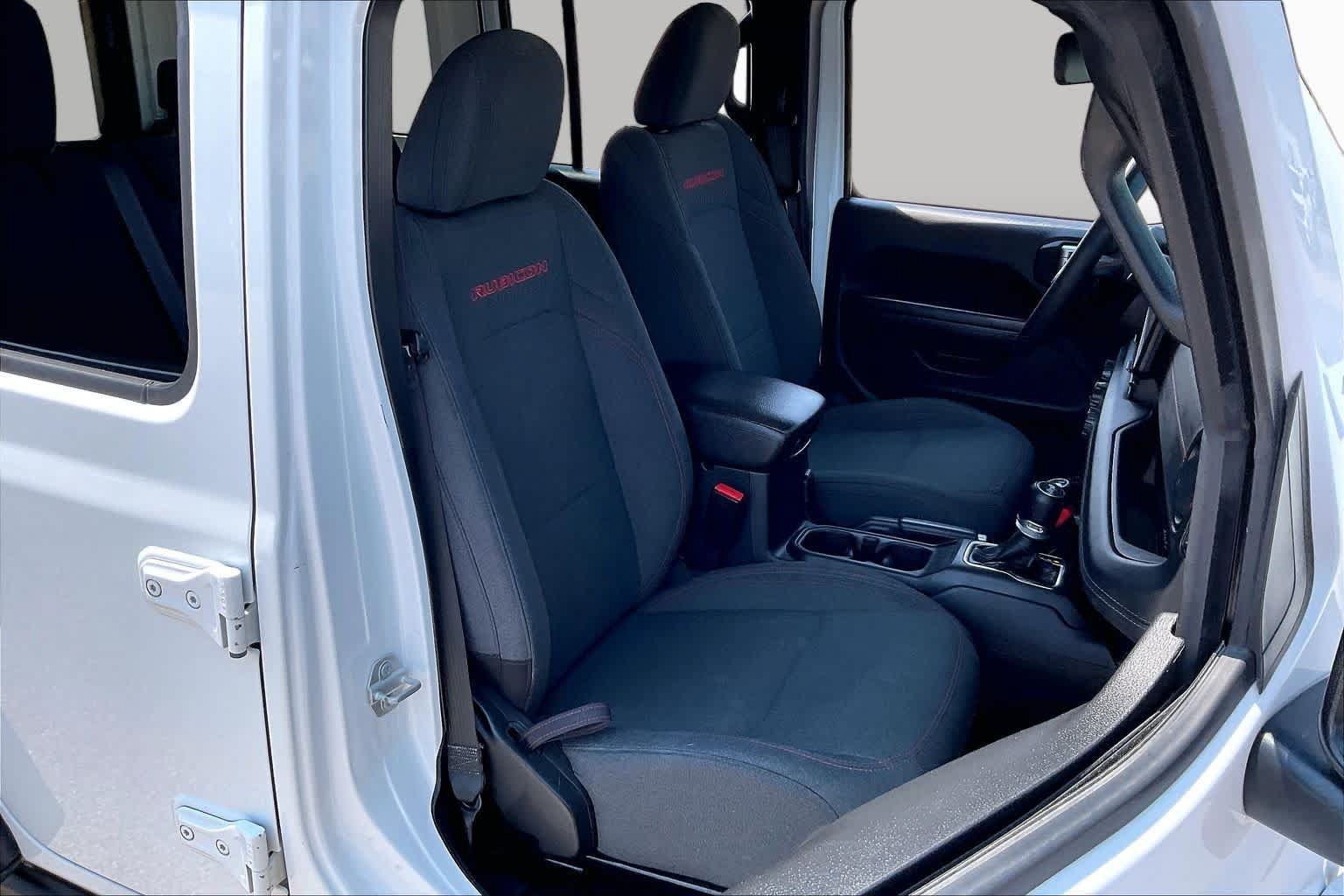 Used 2024 Jeep Wrangler Unlimited Rubicon AWD/4WD image 9