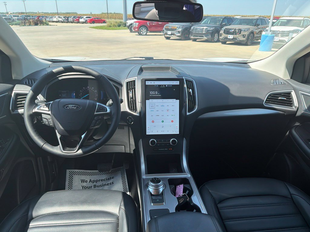 Used 2024 Ford Edge SEL w/ Convenience Package AWD/4WD image 12