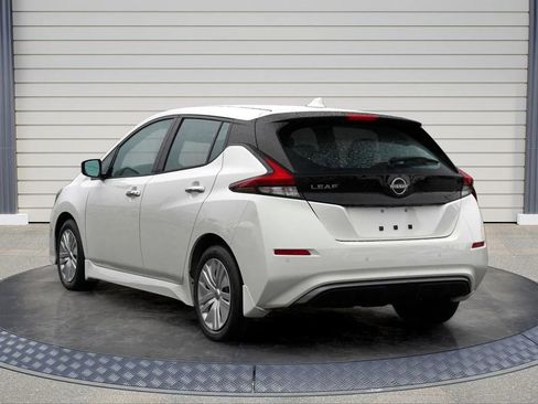 Used 2024 Nissan Leaf S image 5