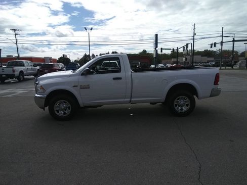 Used 2018 RAM 2500 Tradesman w/ Chrome Appearance Group image 12