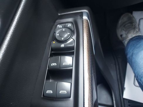 Used 2019 Chevrolet Silverado 1500 LT w/ All-Star Edition AWD/4WD image 24