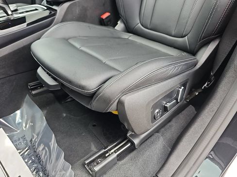 Used 2024 BMW X3 sDrive30i RWD image 28