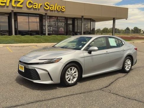 Used 2026 Toyota Camry LE FWD image 4