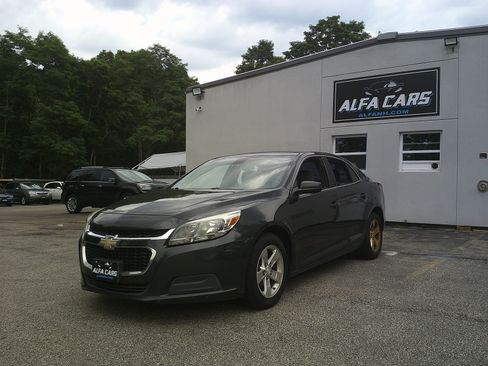 Used 2015 Chevrolet Malibu LS FWD image 2