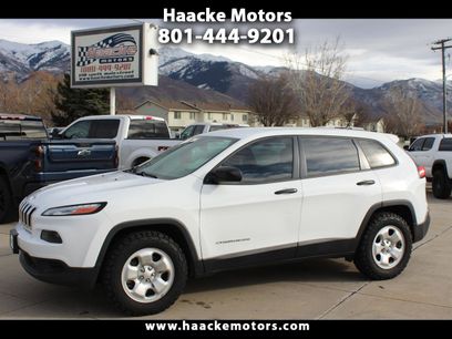 Used 2017 Jeep Cherokee Sport w/ Cold Weather Group
