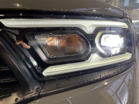 Certified 2025 Dodge Durango GT w/ Blacktop Package image 6